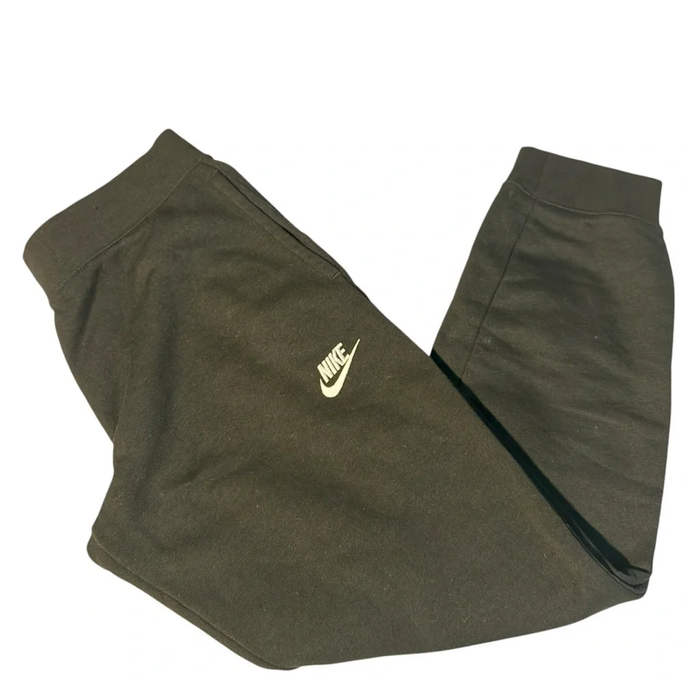 Nike Black Sweatpants | Excellent Used Condition